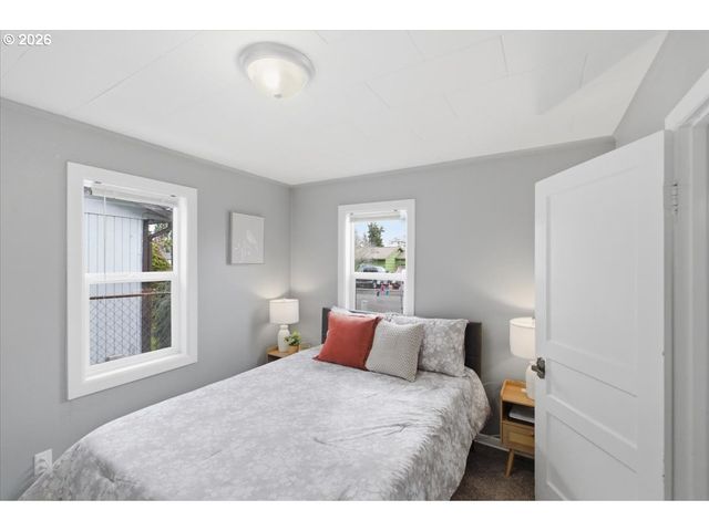 2355 HYDE St, Salem, OR 97301