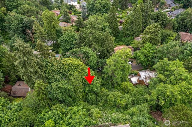 13737 41st Avenue NE, Seattle, WA 98125