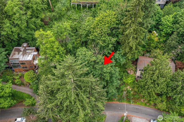 13737 41st Avenue NE, Seattle, WA 98125