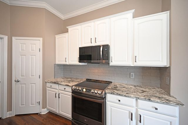 349 Skyview Court, Ludlow, KY 41016