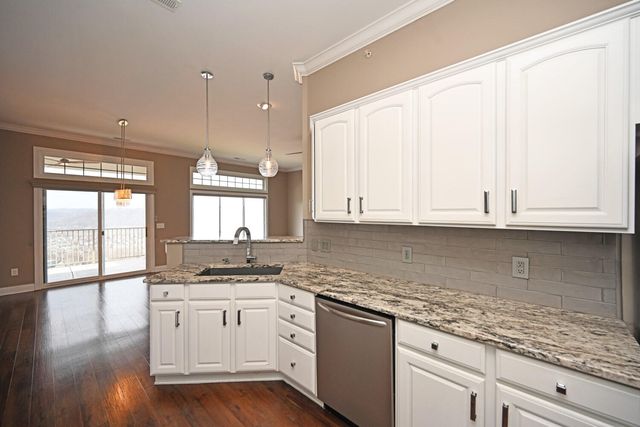 349 Skyview Court, Ludlow, KY 41016