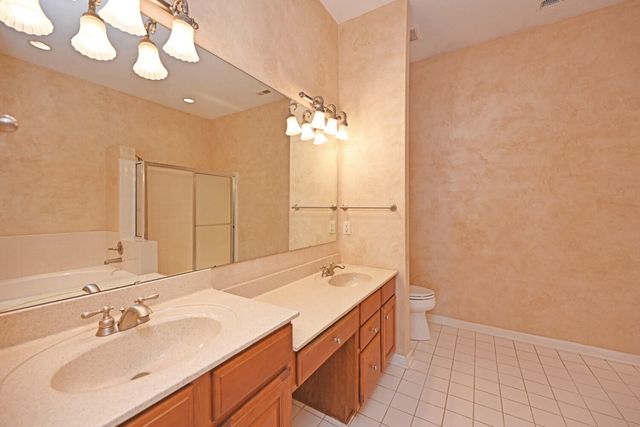 349 Skyview Court, Ludlow, KY 41016