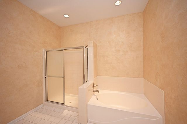 349 Skyview Court, Ludlow, KY 41016