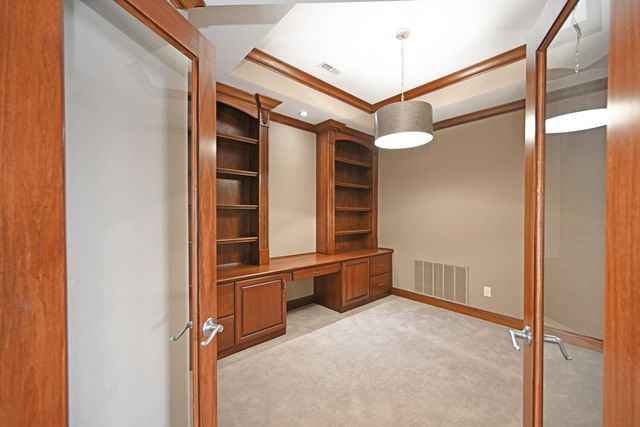 349 Skyview Court, Ludlow, KY 41016