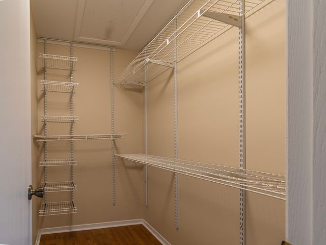 1379 Court Marguerite, Hanover Park, IL 60133