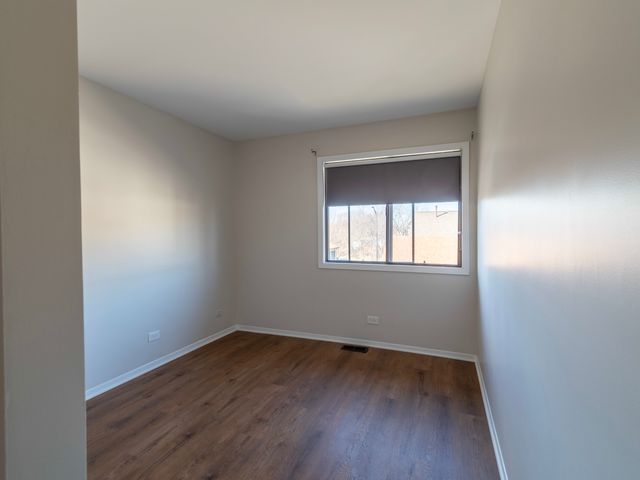 1379 Court Marguerite, Hanover Park, IL 60133