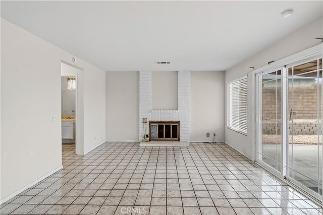 447 S 3rd Avenue, La Puente, CA 91746
