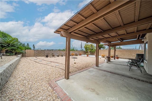 447 S 3rd Avenue, La Puente, CA 91746