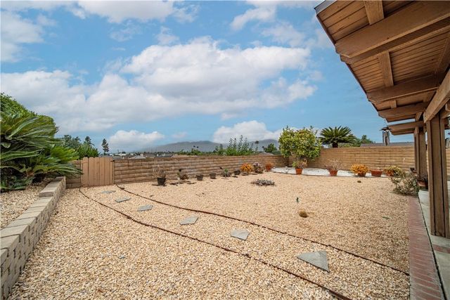 447 S 3rd Avenue, La Puente, CA 91746