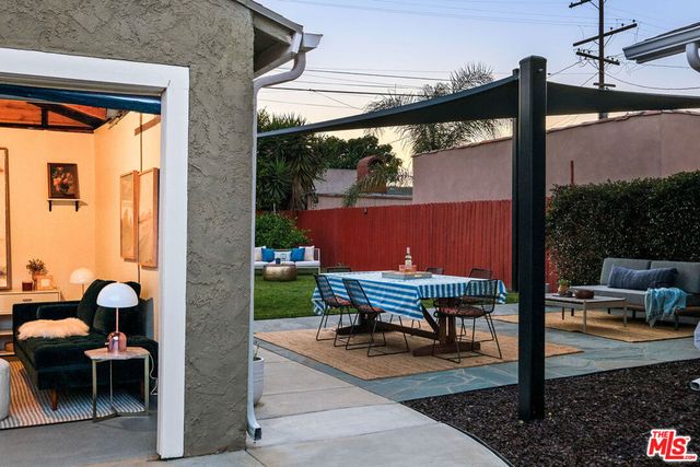 6227 Long Street, Los Angeles, CA 90043
