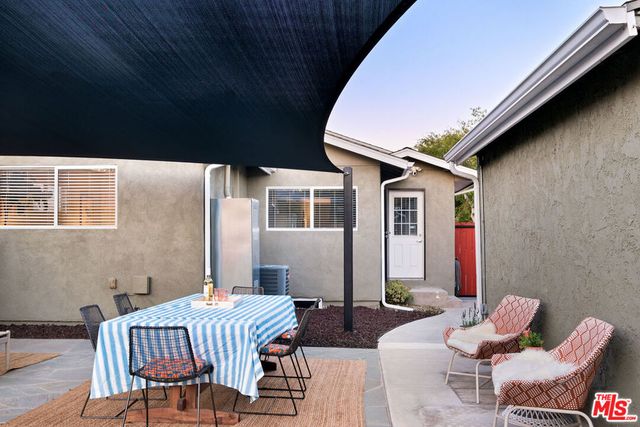 6227 Long Street, Los Angeles, CA 90043