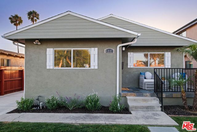 6227 Long Street, Los Angeles, CA 90043