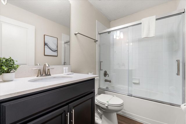 1684 MOON VALLEY DRIVE, Davenport, FL 33896