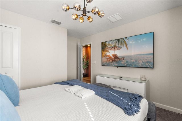 1684 MOON VALLEY DRIVE, Davenport, FL 33896