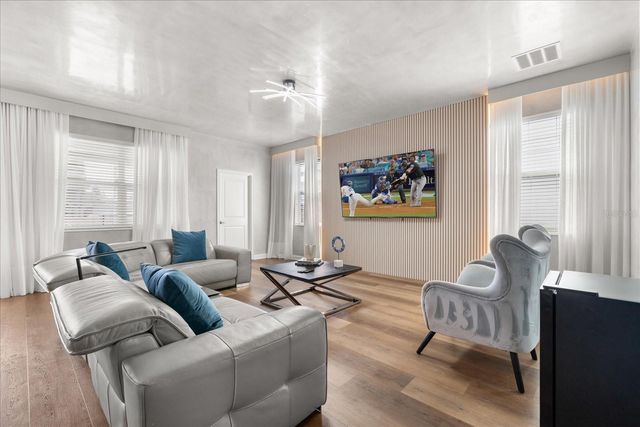 1684 MOON VALLEY DRIVE, Davenport, FL 33896