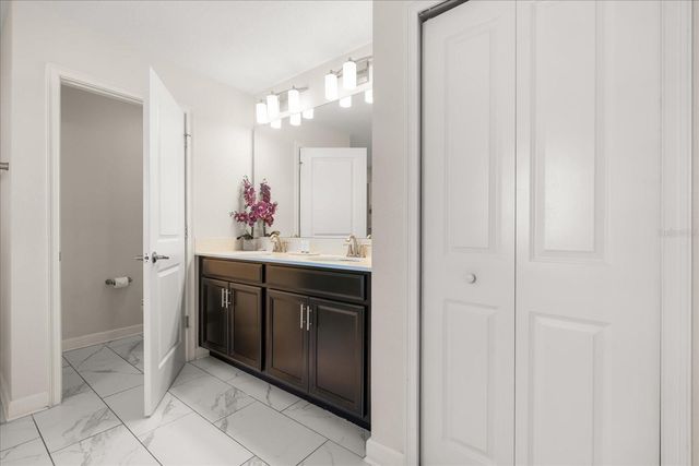 1684 MOON VALLEY DRIVE, Davenport, FL 33896