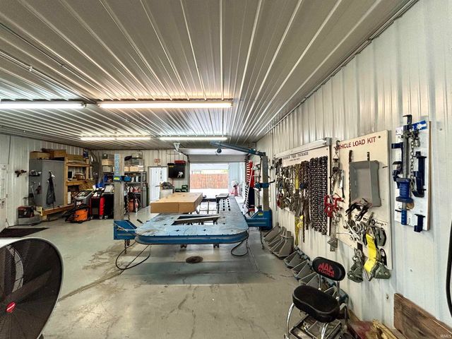 903 S Main Street, Princeton, IN 47670