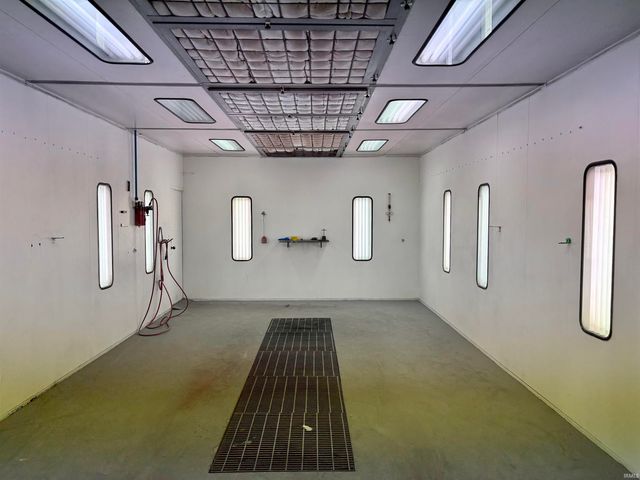 903 S Main Street, Princeton, IN 47670