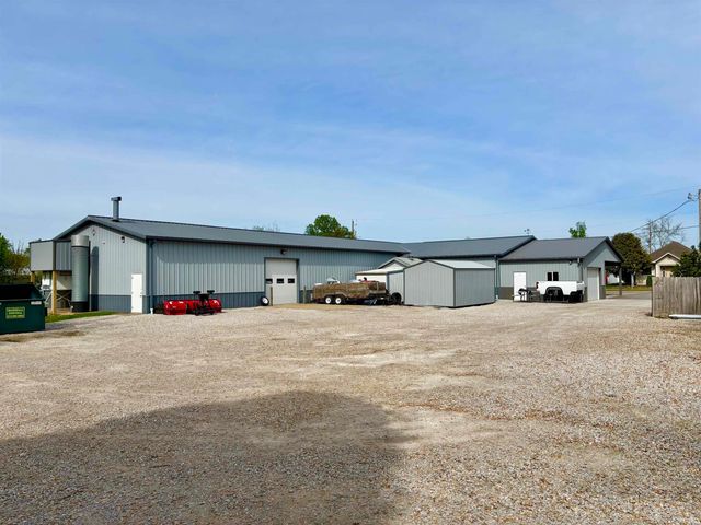 903 S Main Street, Princeton, IN 47670