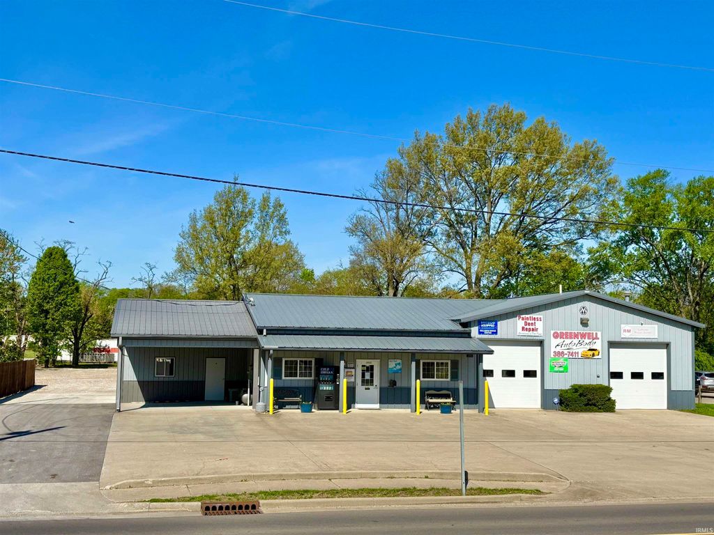 903 S Main Street, Princeton, IN 47670