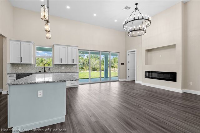 10302 Tam Oshanter Boulevard, Sebring, FL 33875