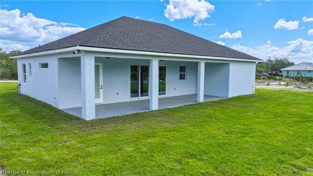 10302 Tam Oshanter Boulevard, Sebring, FL 33875