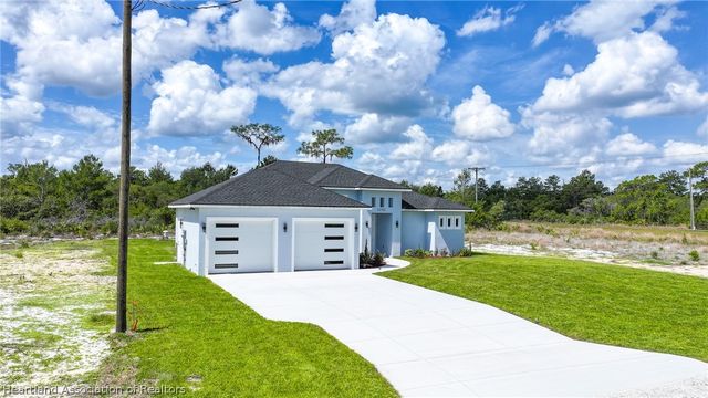 10302 Tam Oshanter Boulevard, Sebring, FL 33875
