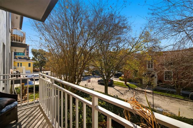 2314 S CLEWIS COURT 204, Tampa, FL 33629