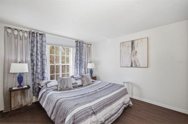 2314 S CLEWIS COURT 204, Tampa, FL 33629