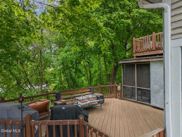 57 Washington Avenue, Rensselaer, NY 12144