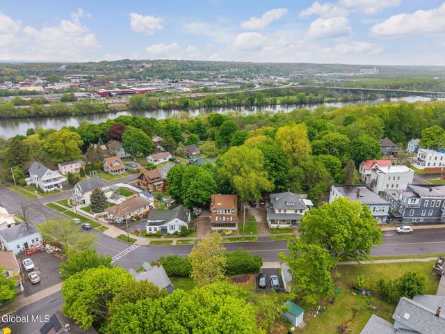 57 Washington Avenue, Rensselaer, NY 12144
