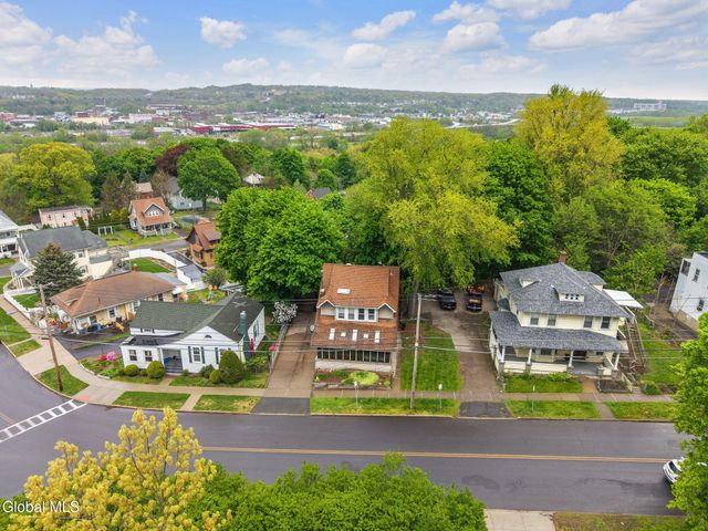 57 Washington Avenue, Rensselaer, NY 12144