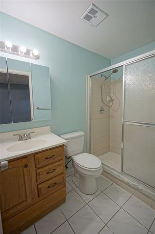 5117 ELLENDALE AVENUE, Tampa, FL 33625