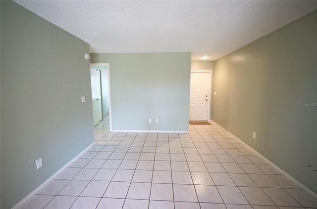 5117 ELLENDALE AVENUE, Tampa, FL 33625