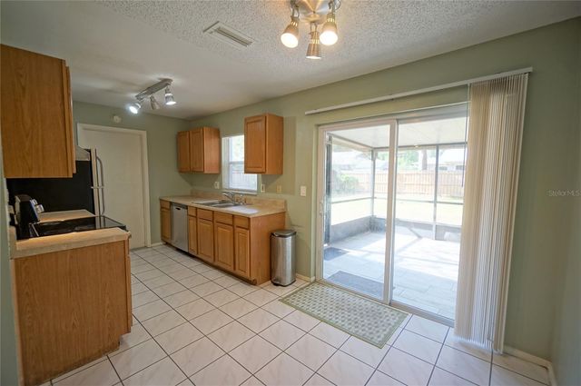 5117 ELLENDALE AVENUE, Tampa, FL 33625