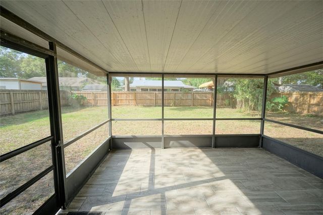 5117 ELLENDALE AVENUE, Tampa, FL 33625