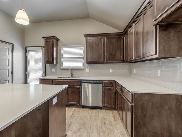 611 Red Cedar Way, Norman, OK 73069