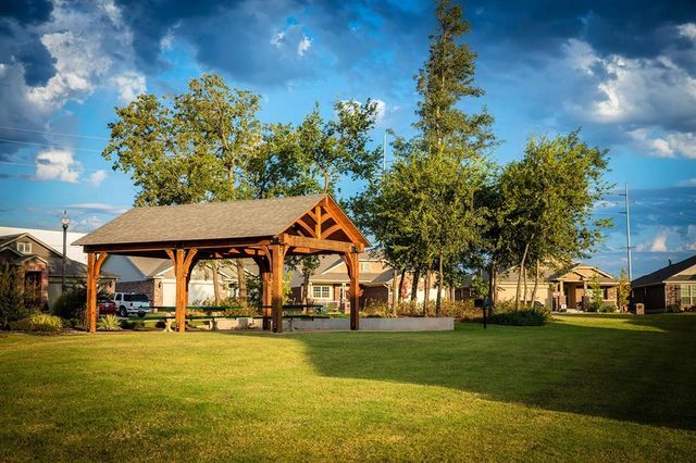 611 Red Cedar Way, Norman, OK 73069