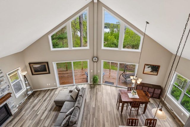 W10582 County Road V, Poynette, WI 53955