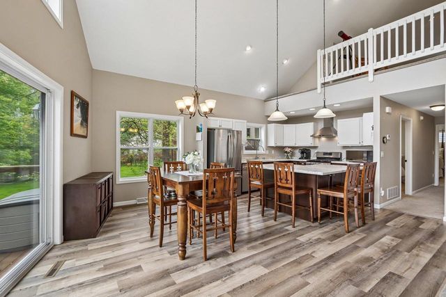 W10582 County Road V, Poynette, WI 53955