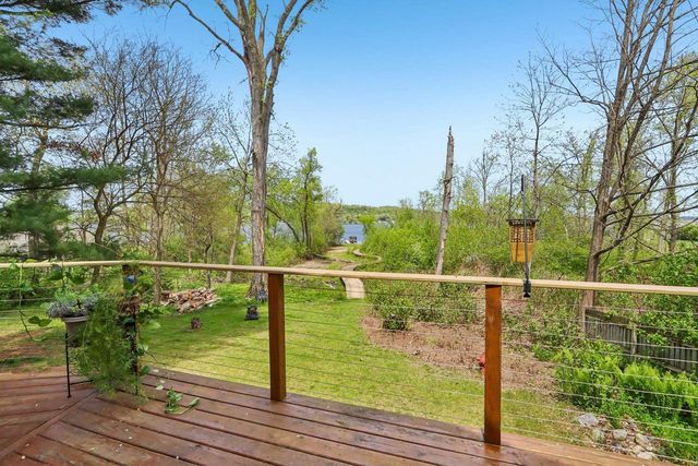 W10582 County Road V, Poynette, WI 53955