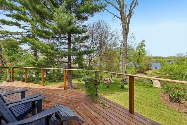 W10582 County Road V, Poynette, WI 53955