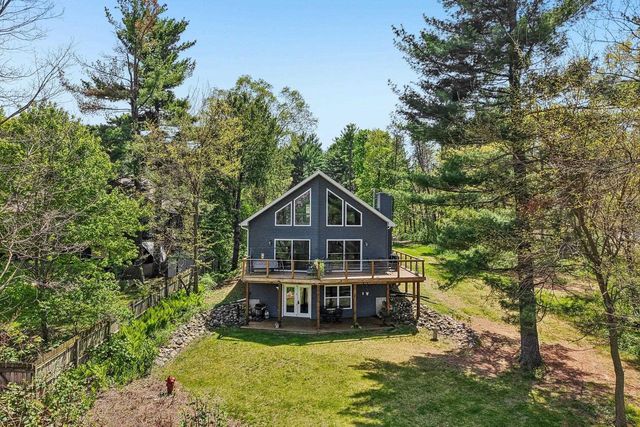 W10582 County Road V, Poynette, WI 53955