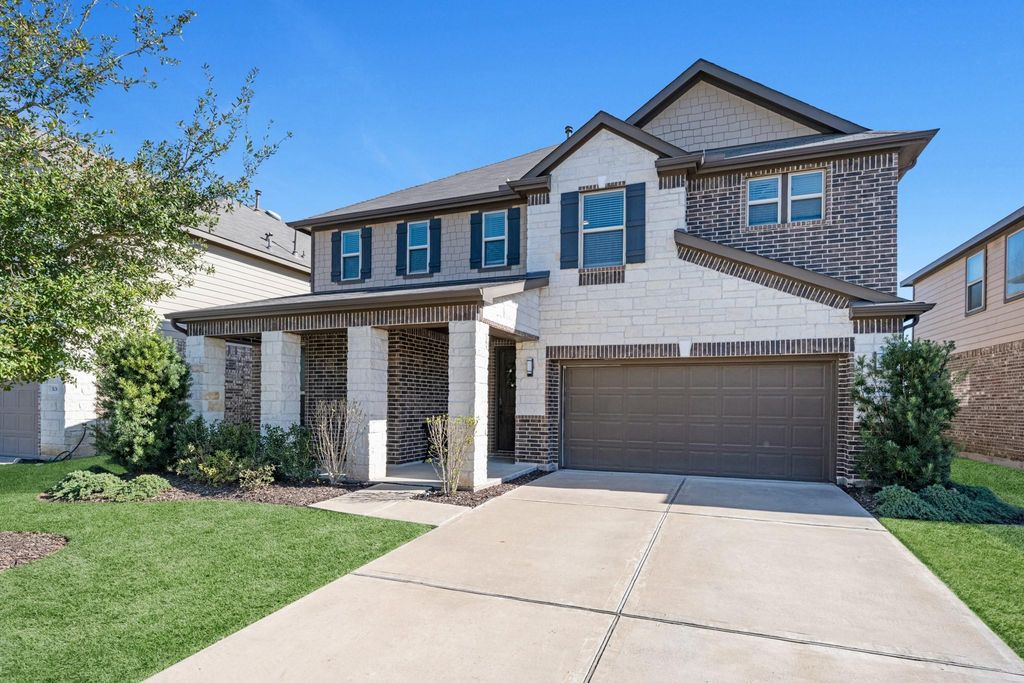 Image 1 of property listing at 5126 Avondale Rise Street, Katy, TX 77493