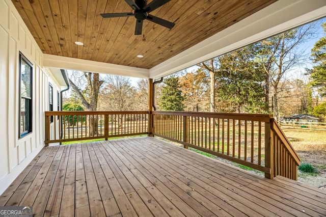 1755 SNAPFINGER Road, Decatur, GA 30032