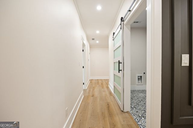 1755 SNAPFINGER Road, Decatur, GA 30032