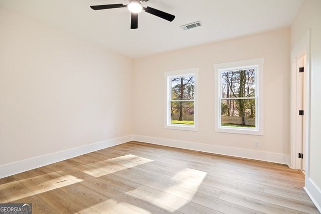 1755 SNAPFINGER Road, Decatur, GA 30032