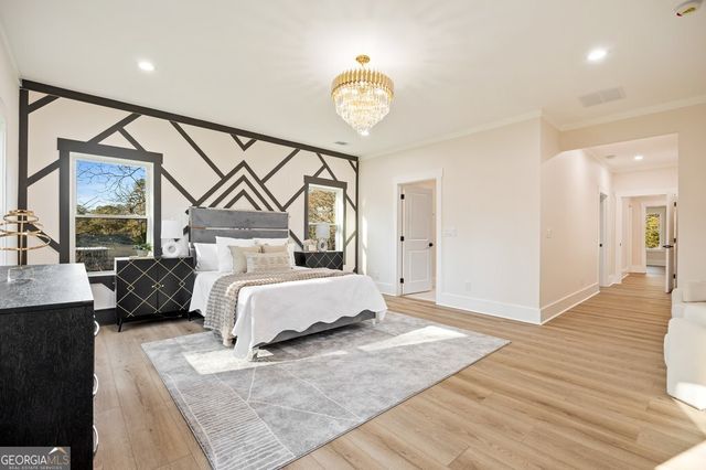 1755 SNAPFINGER Road, Decatur, GA 30032