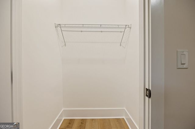 1755 SNAPFINGER Road, Decatur, GA 30032