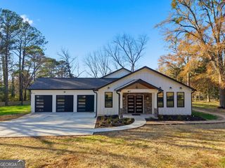 1755 SNAPFINGER Road, Decatur, GA 30032